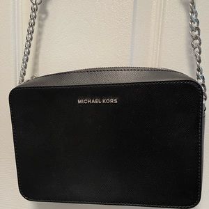 Michael Kors, black cross body